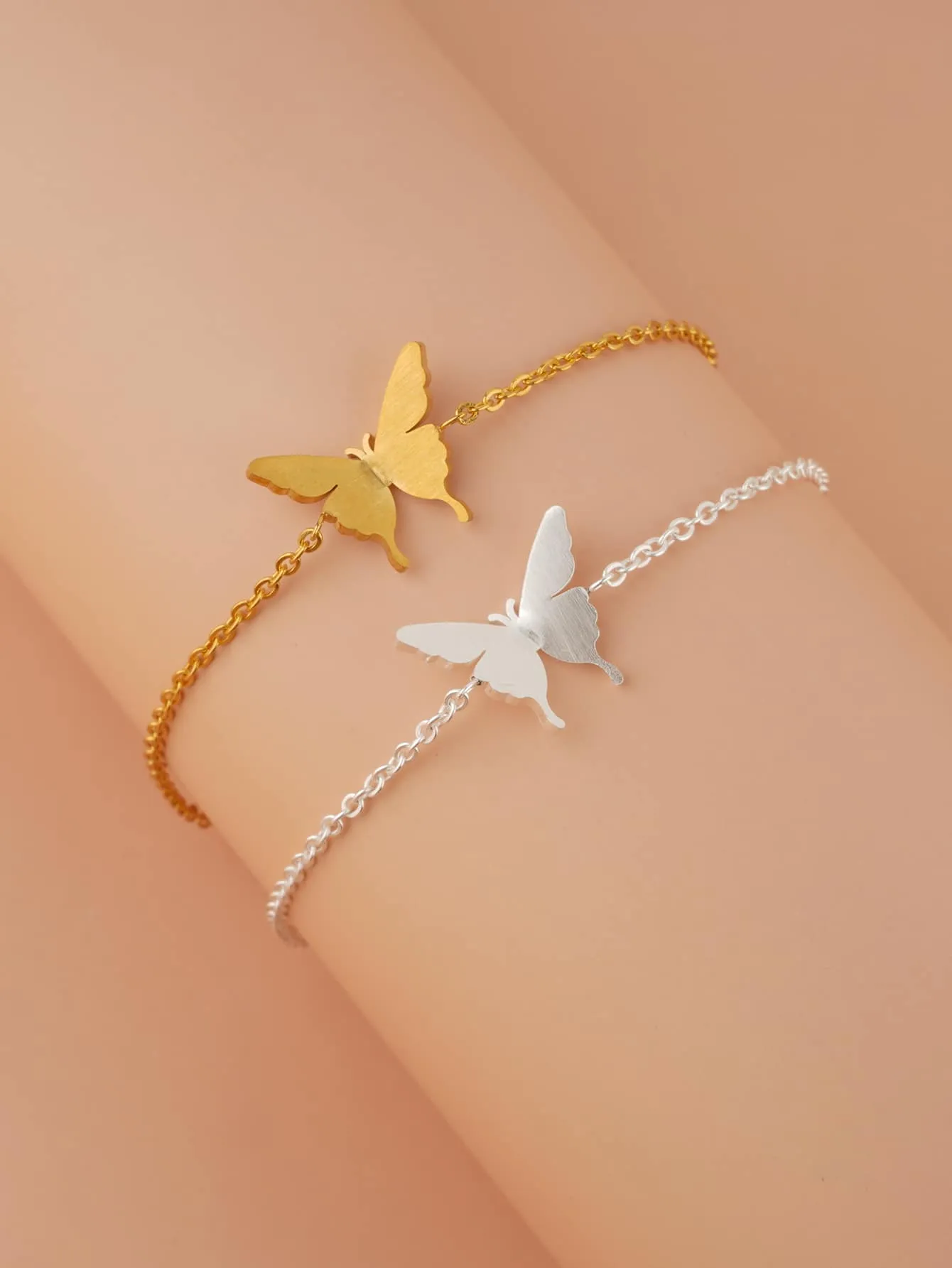 2pcs Butterfly Decor Bracelet