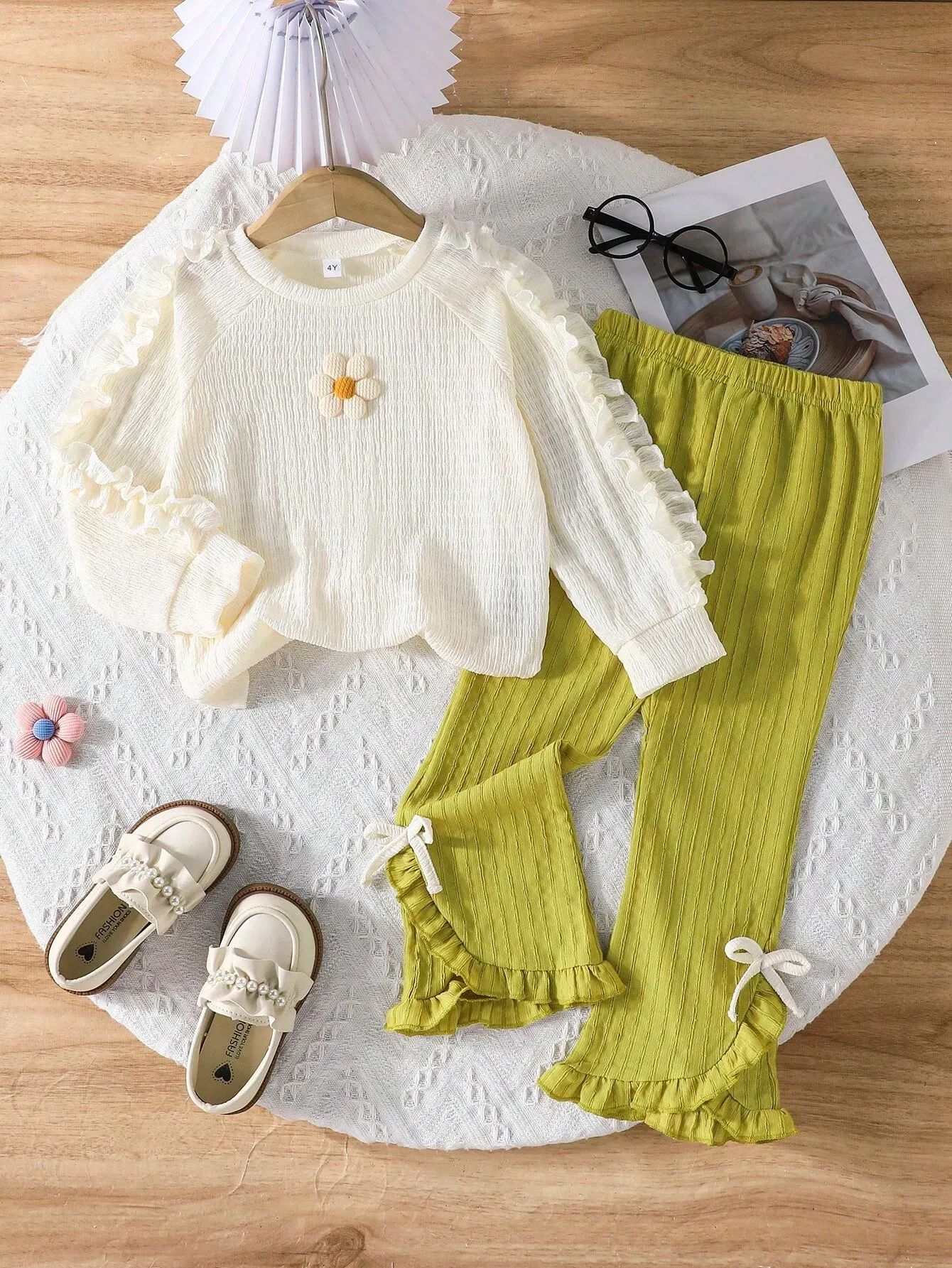 2pcs Young Girl 4-7Y Girls Outfit Floral Embroidered Long Sleeve Blouse And Fashionable Ruffle Bow Pants, Elegant Set