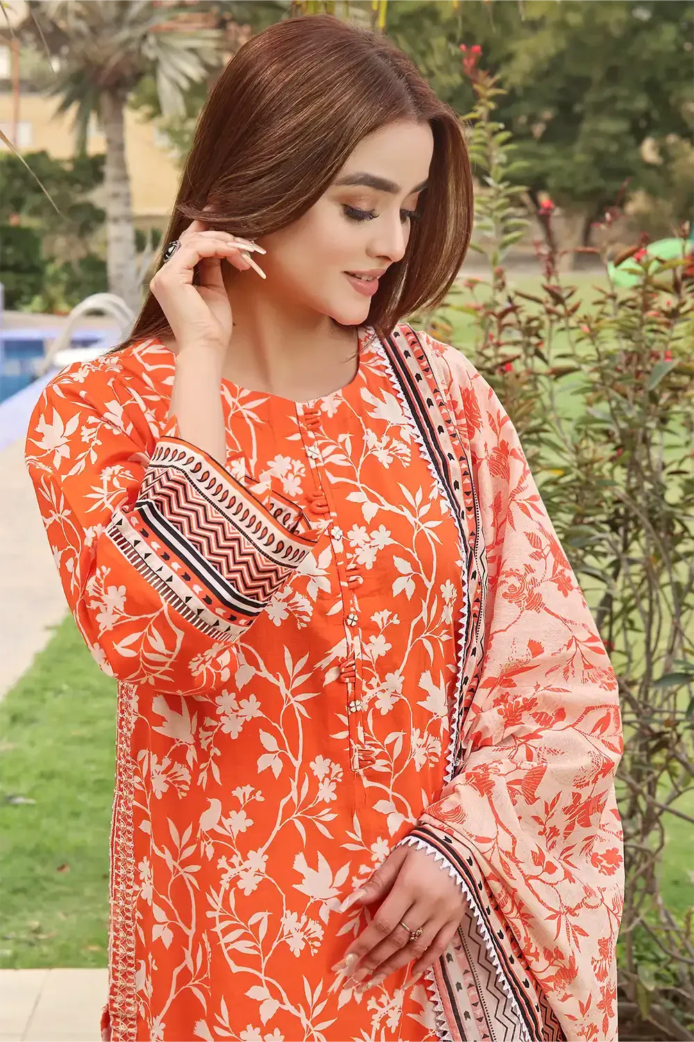 3PC Embroidered Unstitched Lawn Suit KL-2442