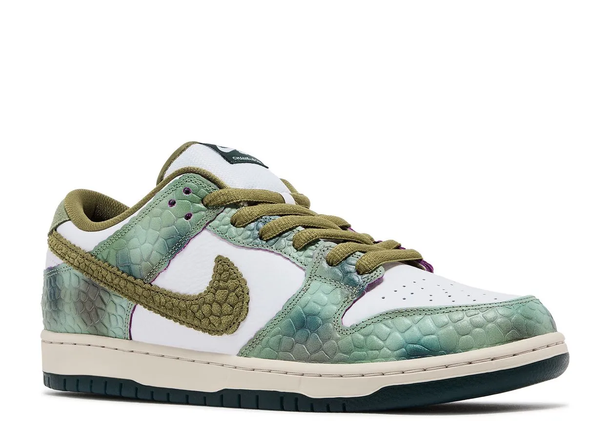 Sure! Heres an optimized title with modifiers:

Limited Edition Alexis Sablone x SB Dunk Low Chameleon Sneakers - Exclusive Design