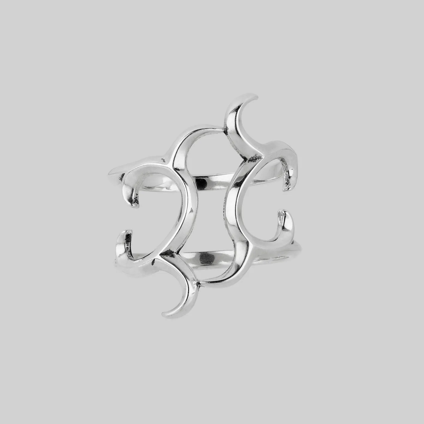 ASTRA. Abstract Open Waves Ring - Silver