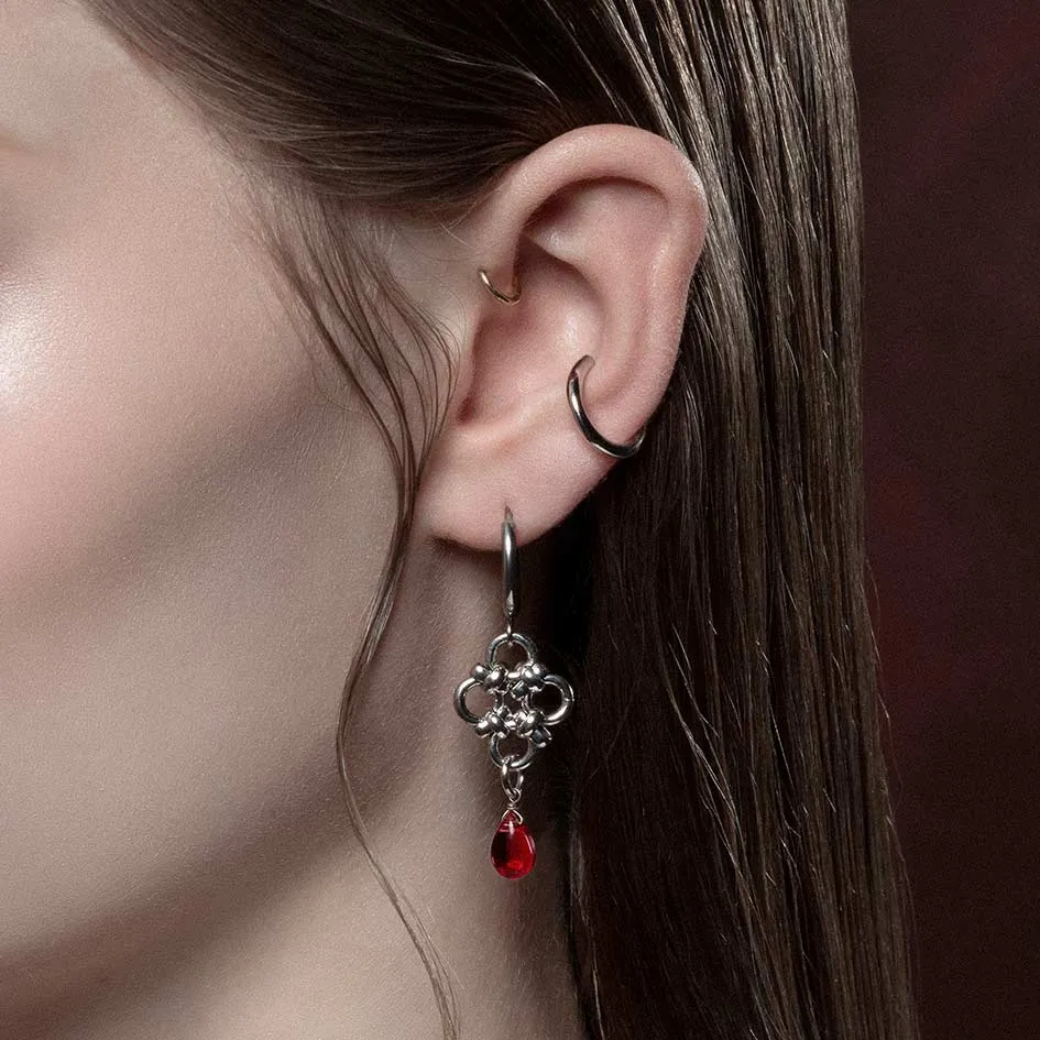 RUBIOUS. Chainmail & Red Glass Hoop Earrings - Silver