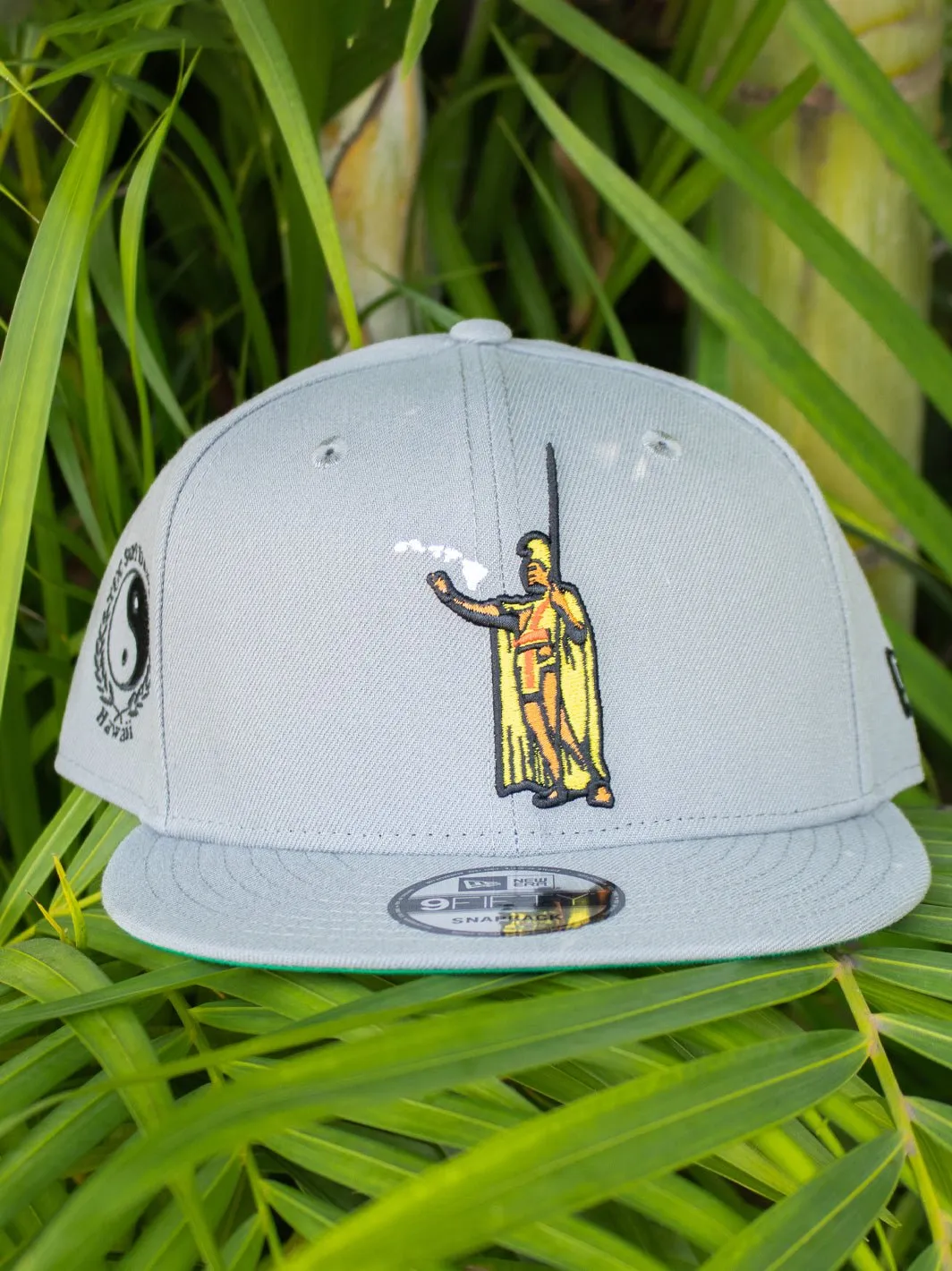 T&C Surf New Era Royal Kamehameha Cap