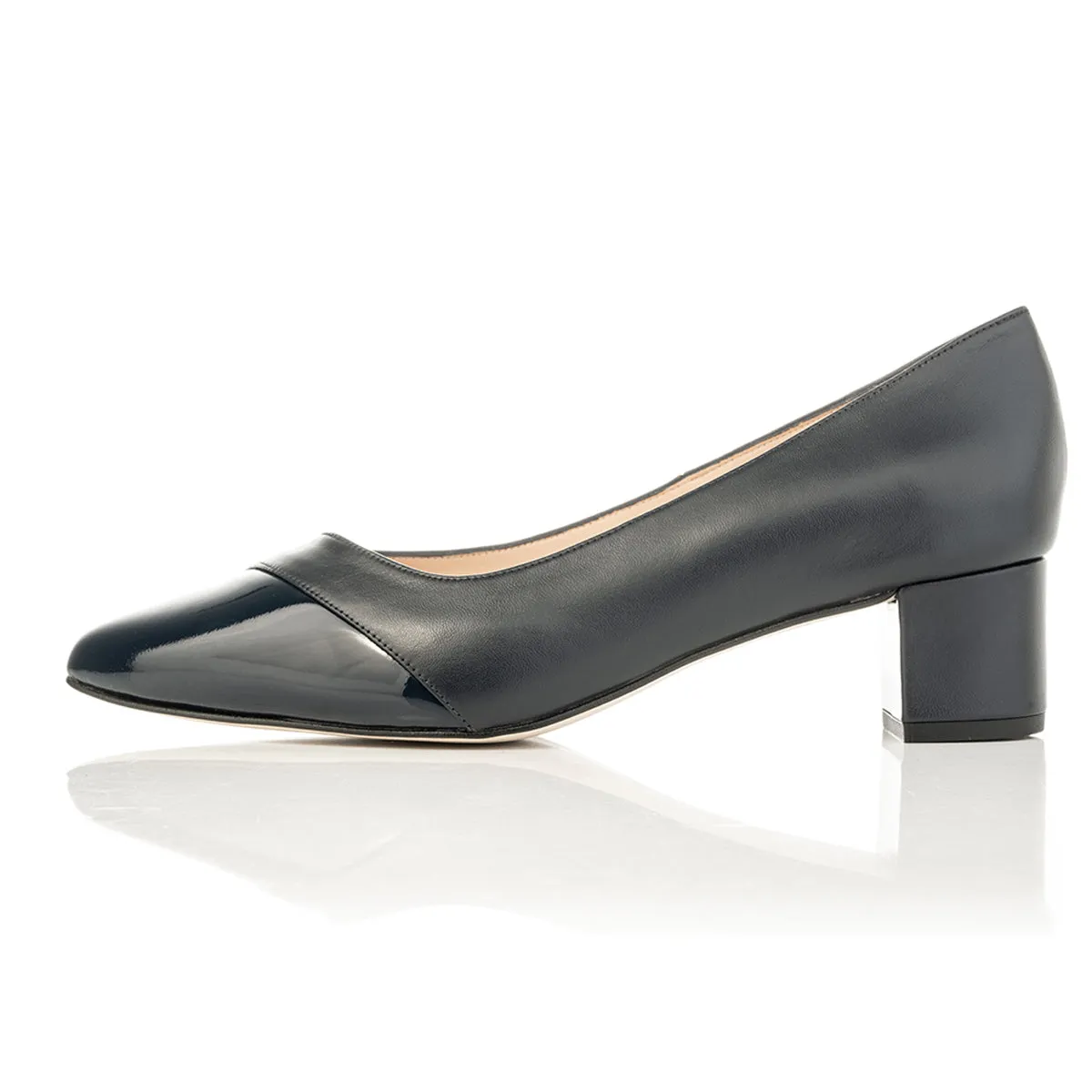 Tula Extra-Wide Fit Court - Black Leather