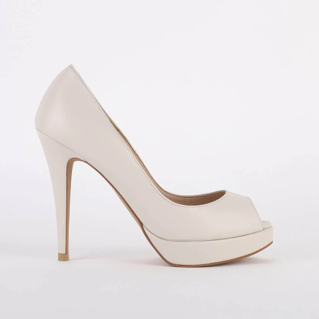 *UK size 2.5 - HINT - ivory , 9/1cm heel