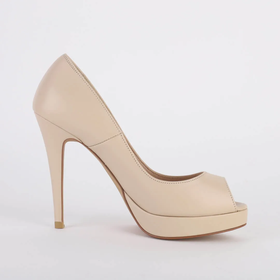 *UK size 2.5 - HINT - ivory , 9/1cm heel