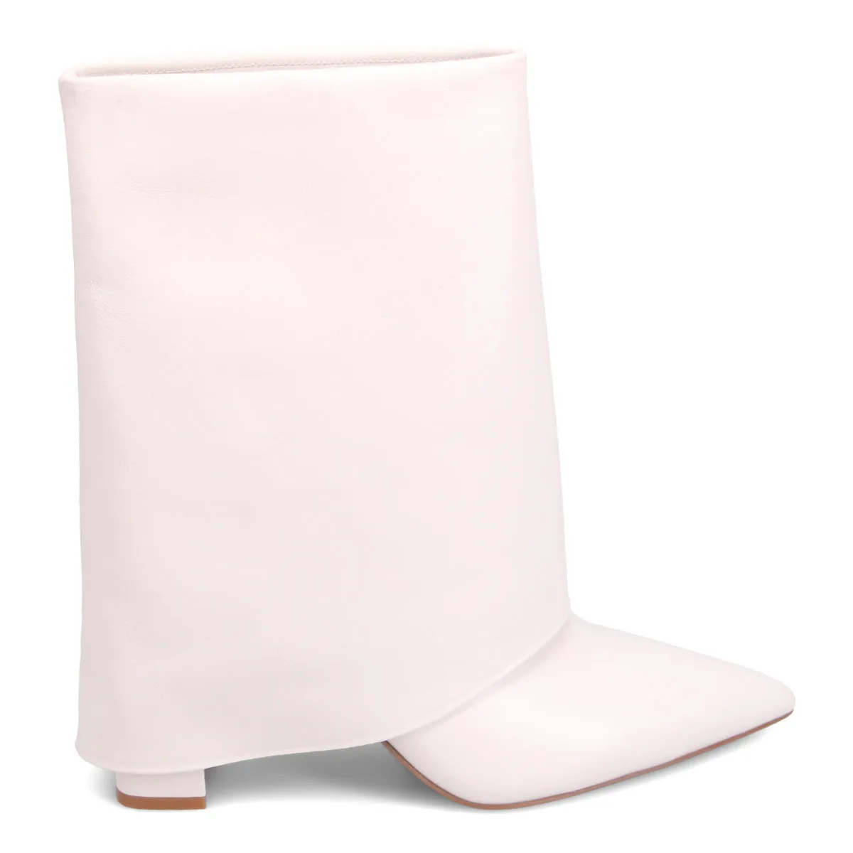 “Zendaya Stylish Foldover Ankle Boots for Chic Comfort”