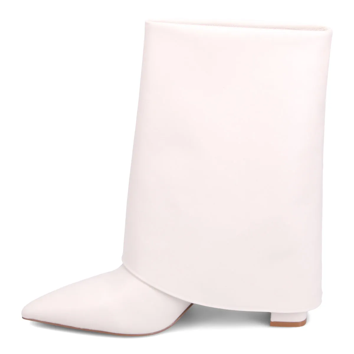 “Zendaya Stylish Foldover Ankle Boots for Chic Comfort”